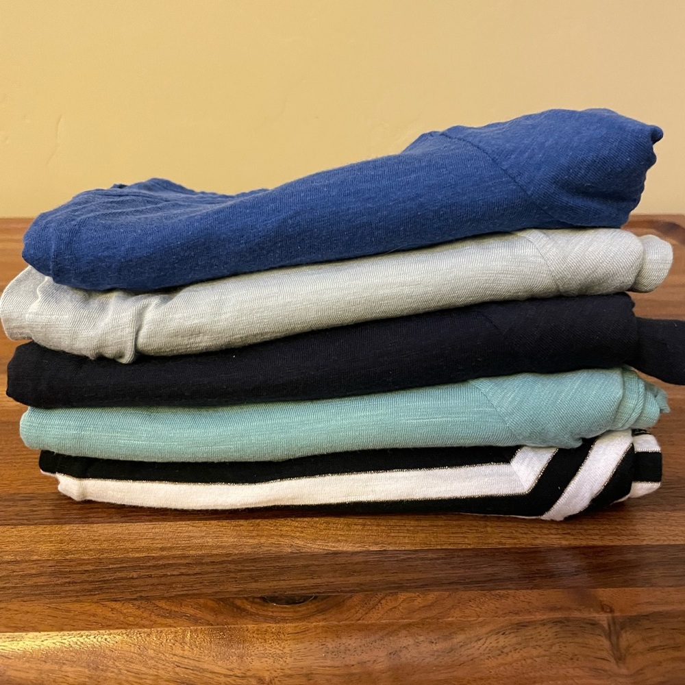 5 Malibu Tees from Banana Republic